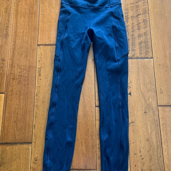 Lululemon Navy High-Waisted Leggings - Picture 6 of 11